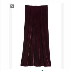 Banana Republic Burgundy Velvet Skirt